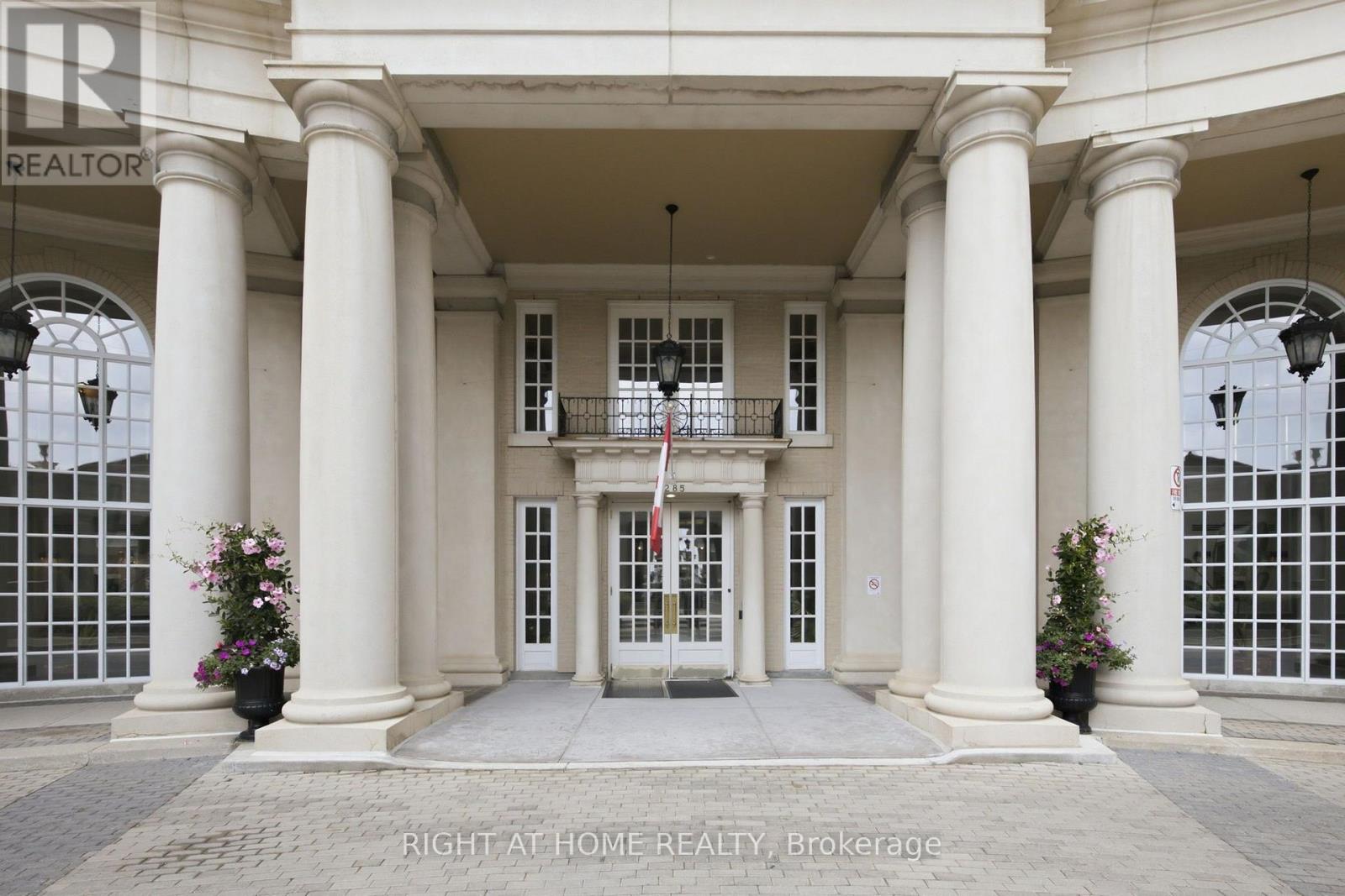 2285 Lake Shore Unit 312