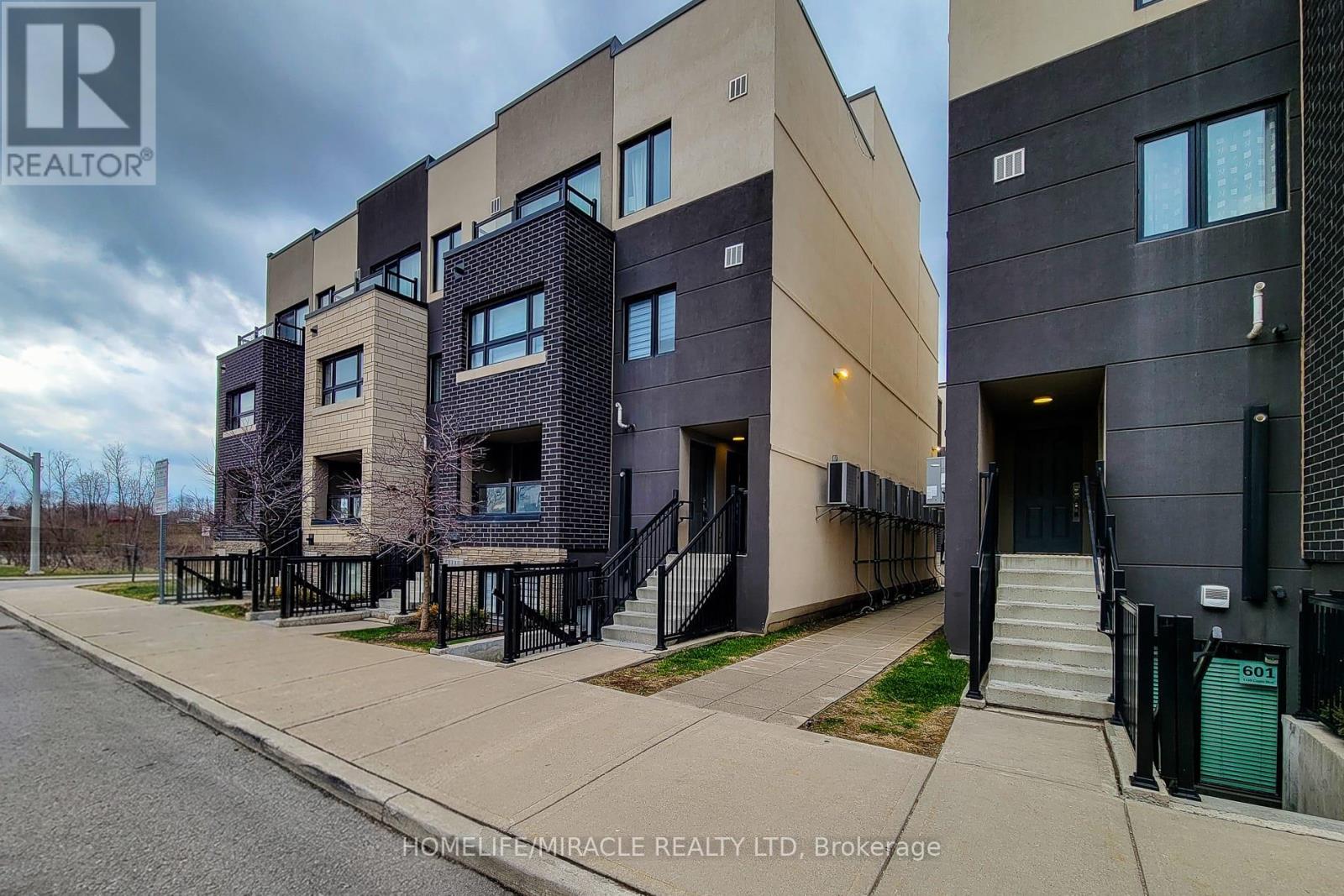 1127 Cooke Unit 513
