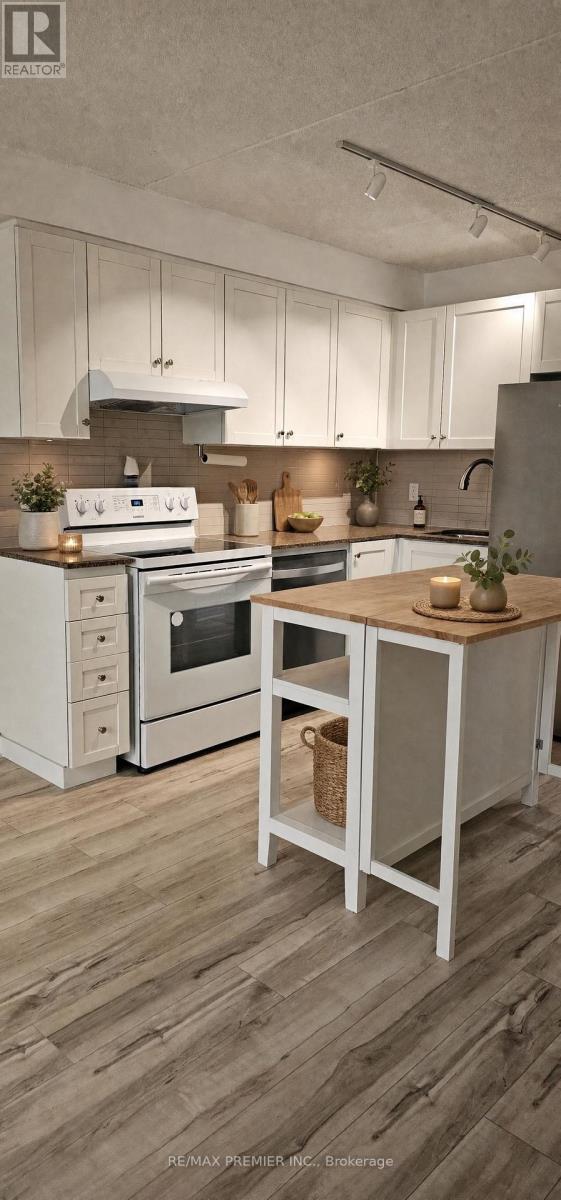 2737 Keele Unit 307