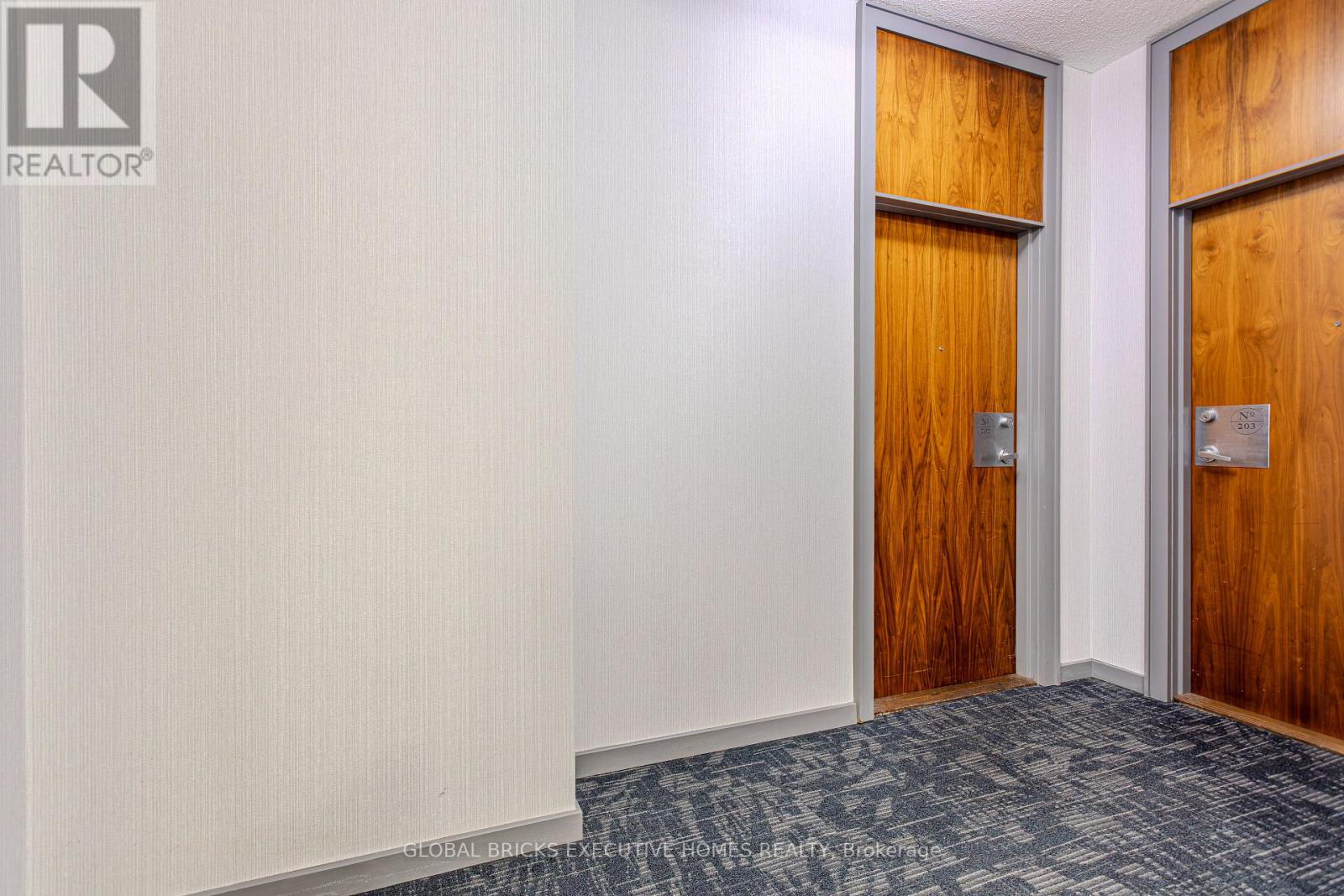 33 Elm Unit #202