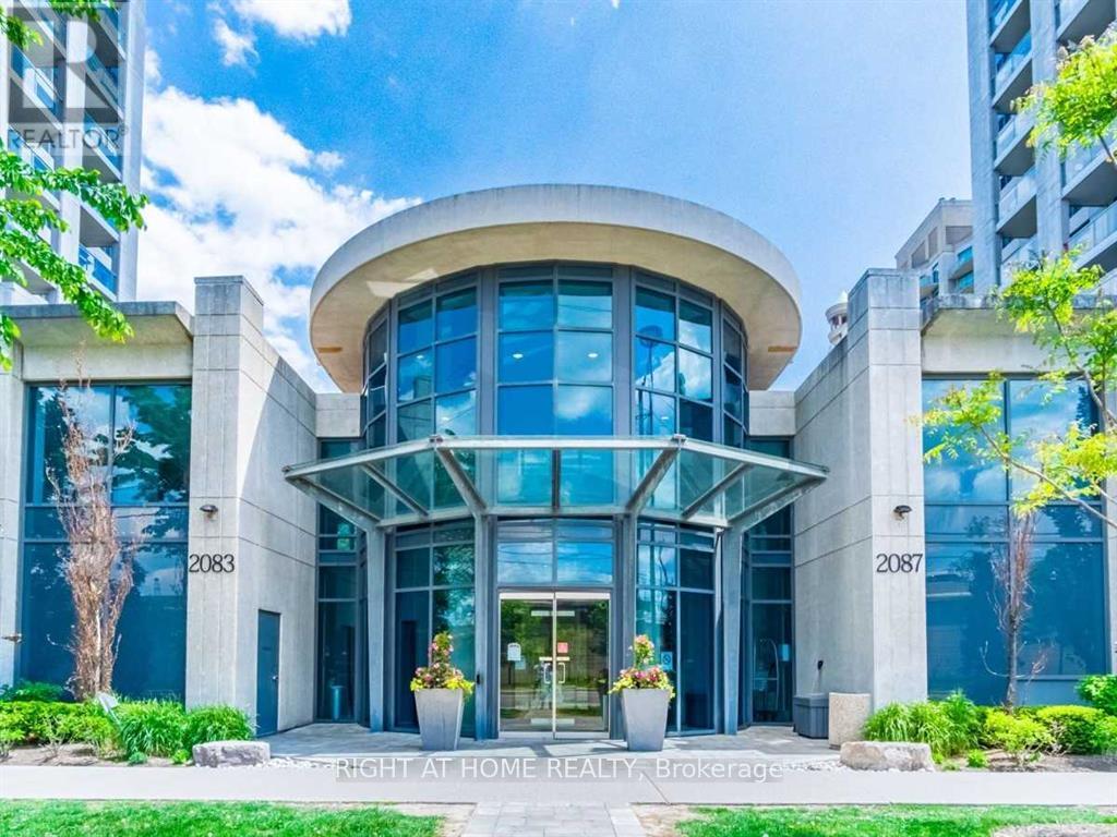 2087 Lake Shore Unit 207