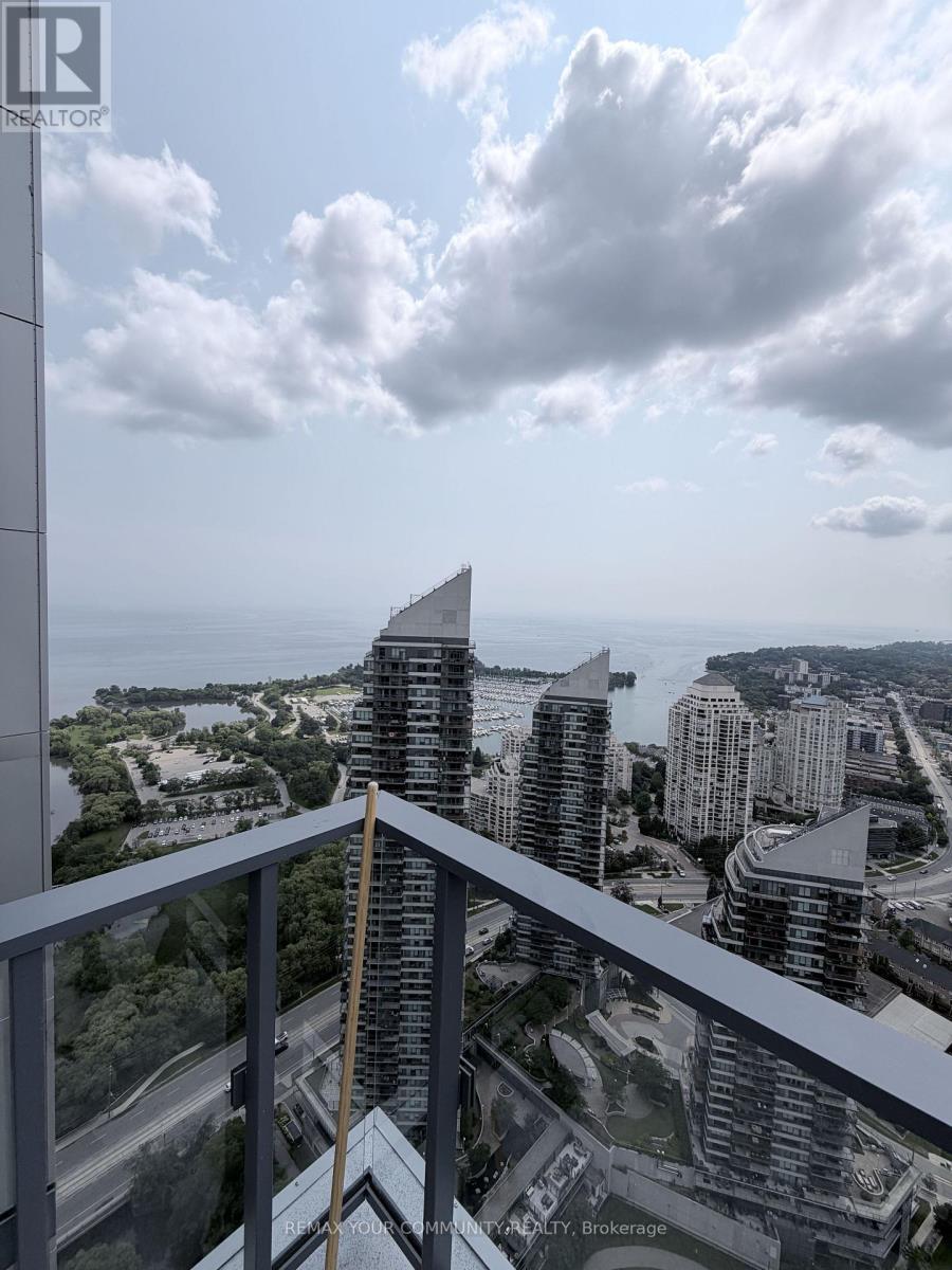 2220 Lakeshore Unit PH2