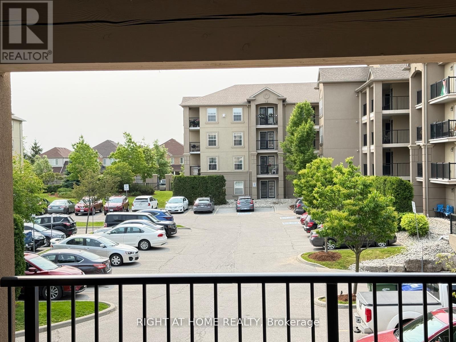 1340 Main Unit 206