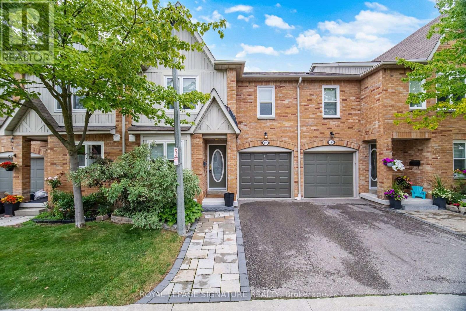 5940 Glen Erin Unit 19A