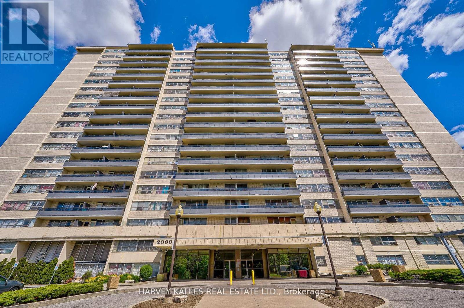 2000 Sheppard Unit 501
