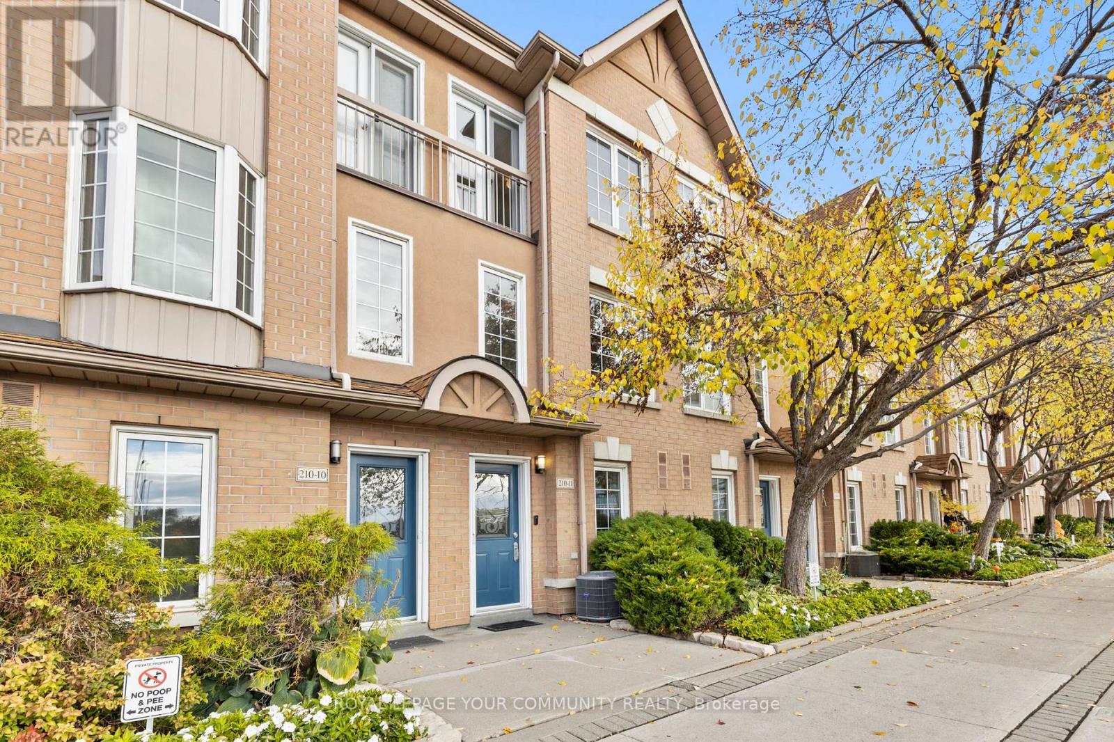 210 Manitoba Unit 11