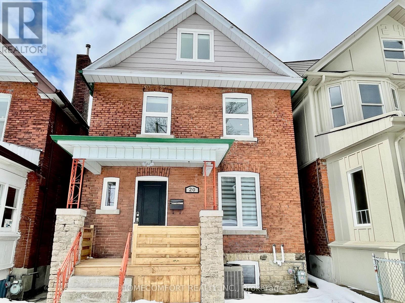 20 St Clair Unit Main