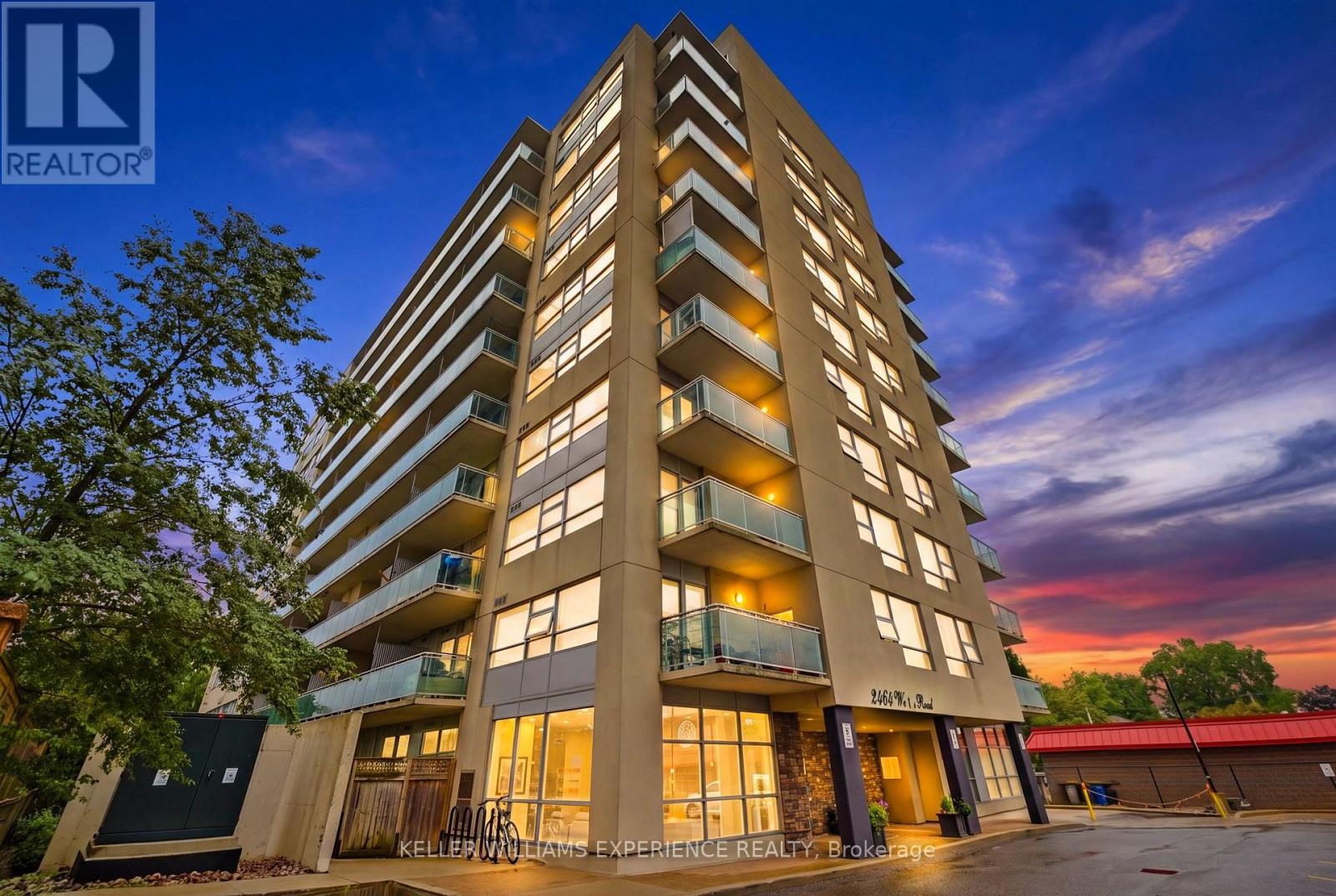 2464 Weston Unit 903