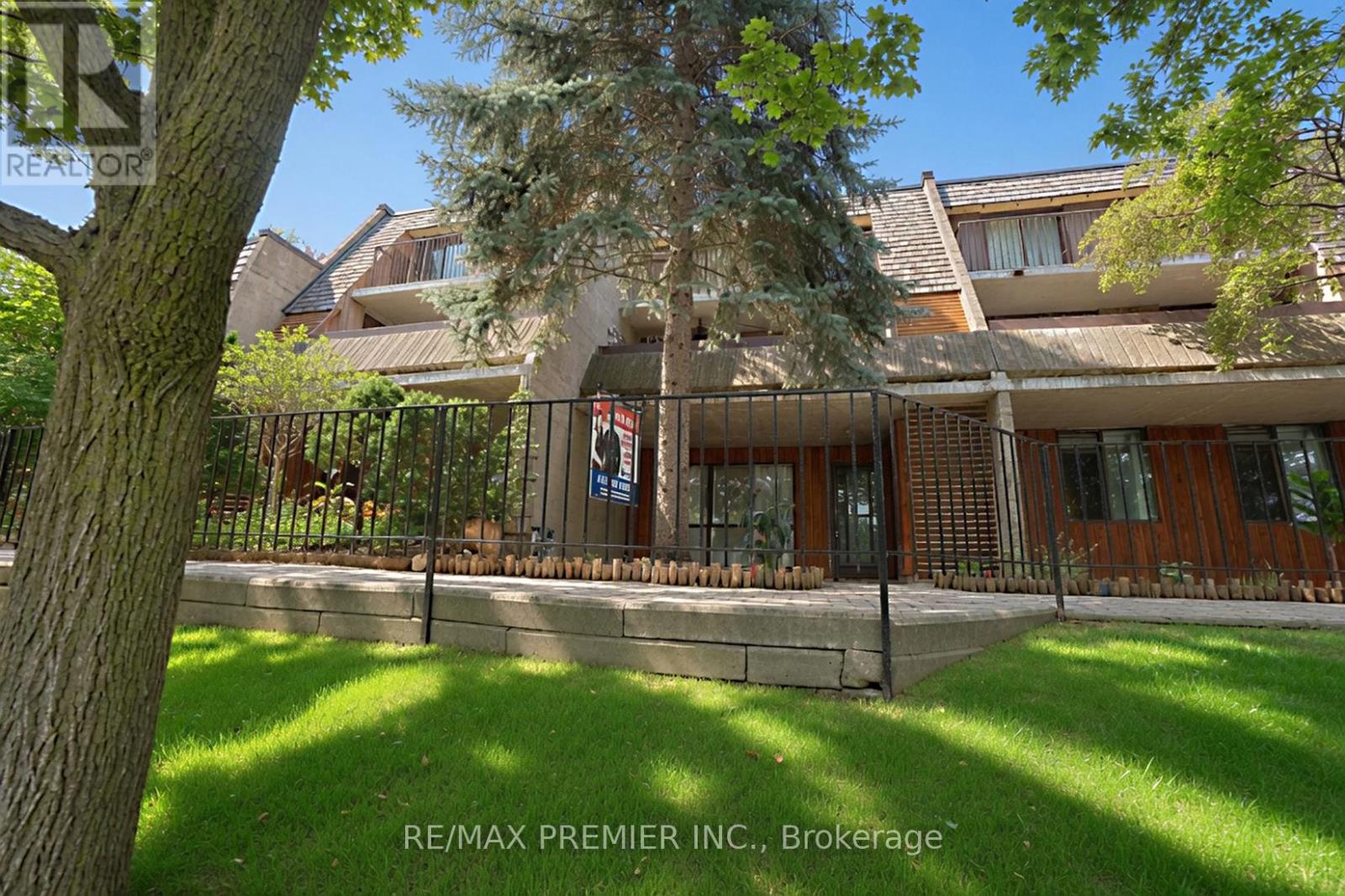 1250 Mississauga Valley Unit 51