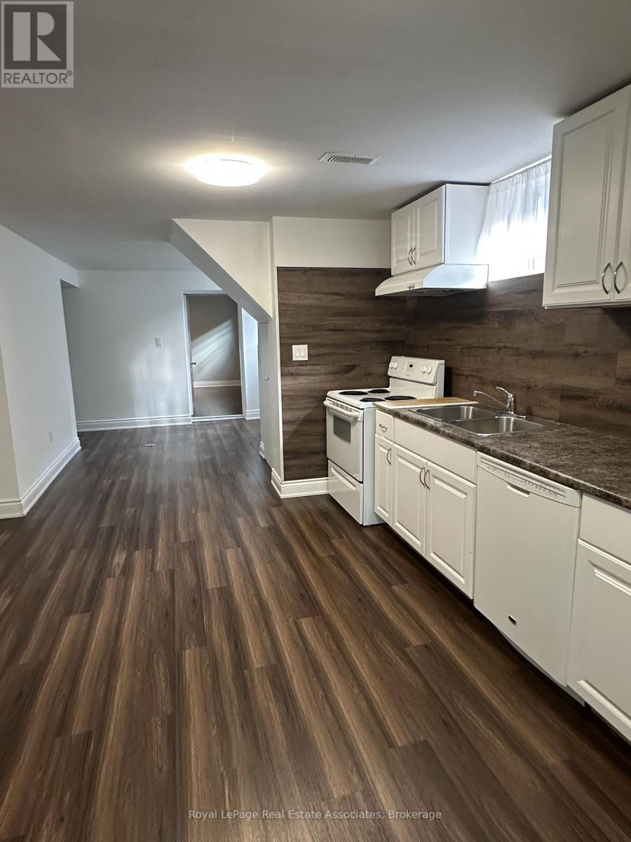 1590 Coram photo 2