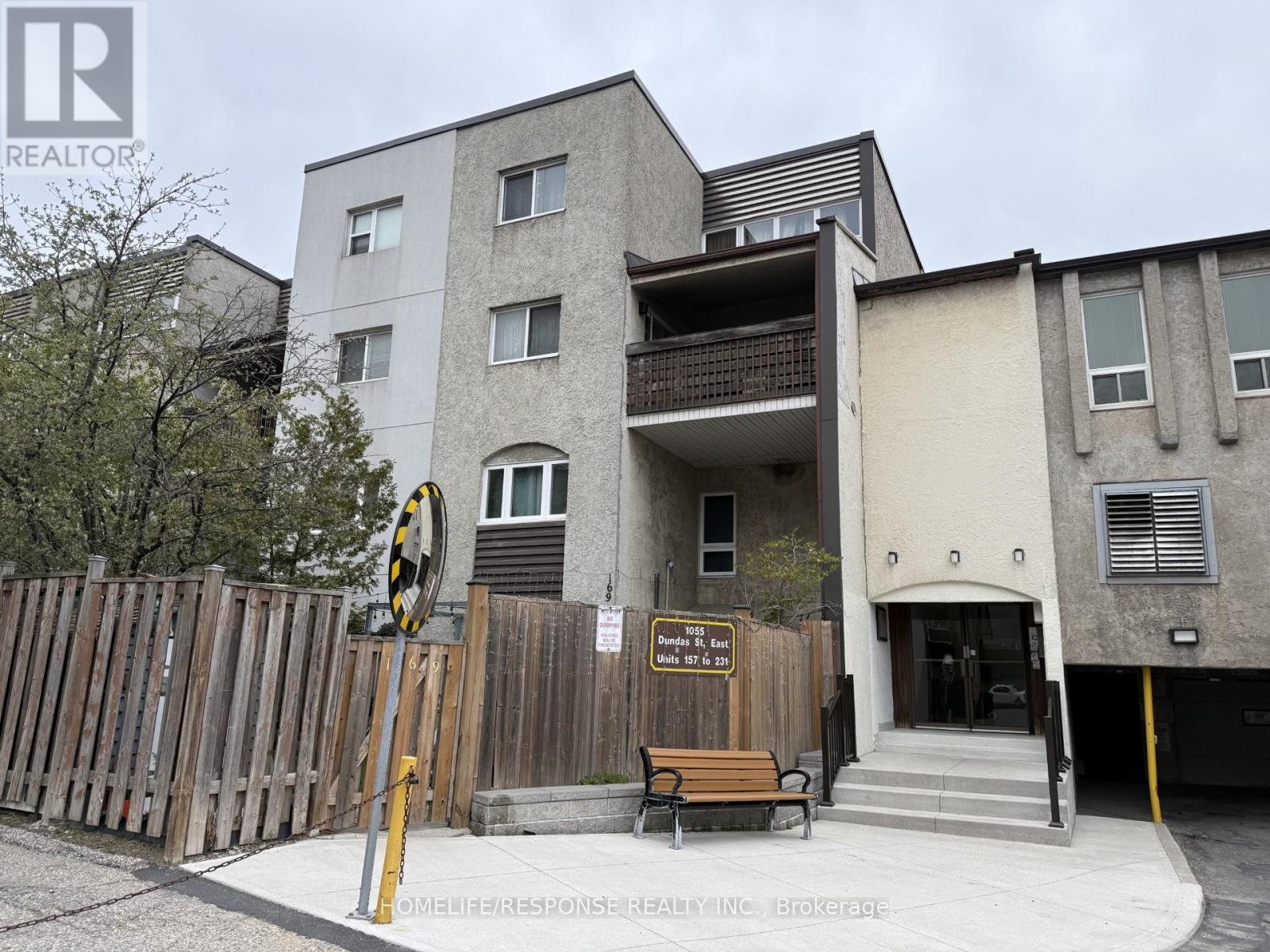 1055 DUNDAS Unit 158