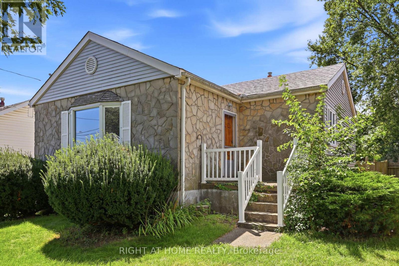 1290 Strathy photo 2