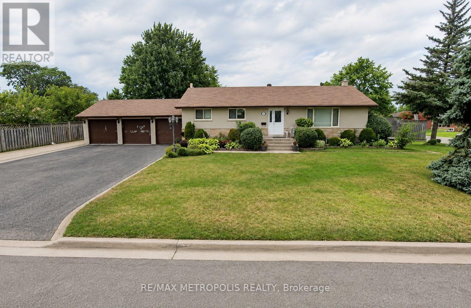 37 Carlyle Unit Upper