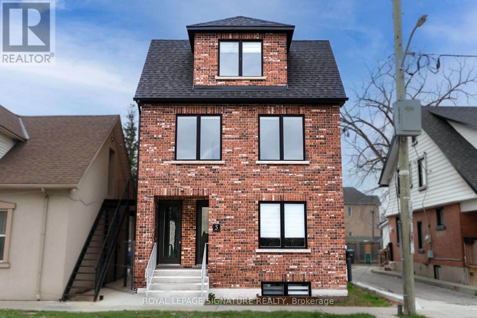 #3 - 5 MILL STREET N, Brampton