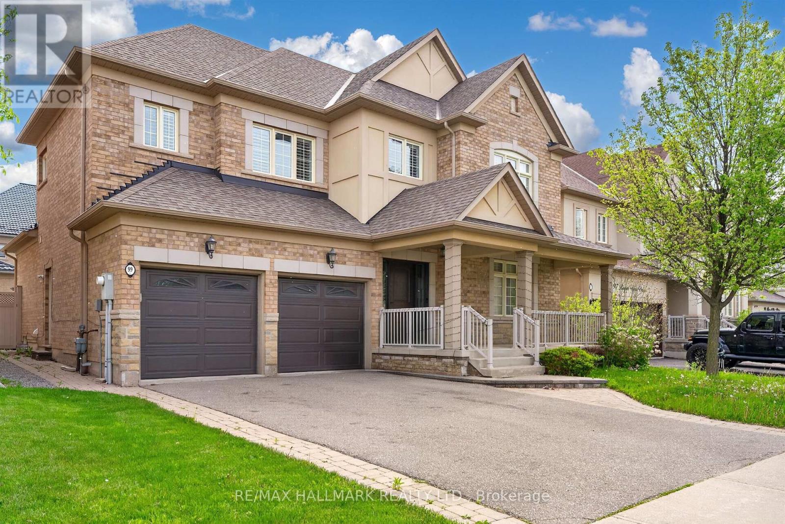 99 Royal West