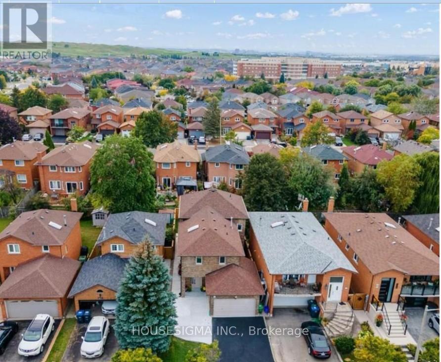 659 Roselaire Unit 1 photo 2