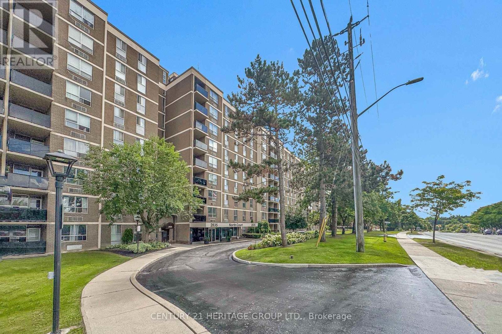 2835 Islington Unit 206