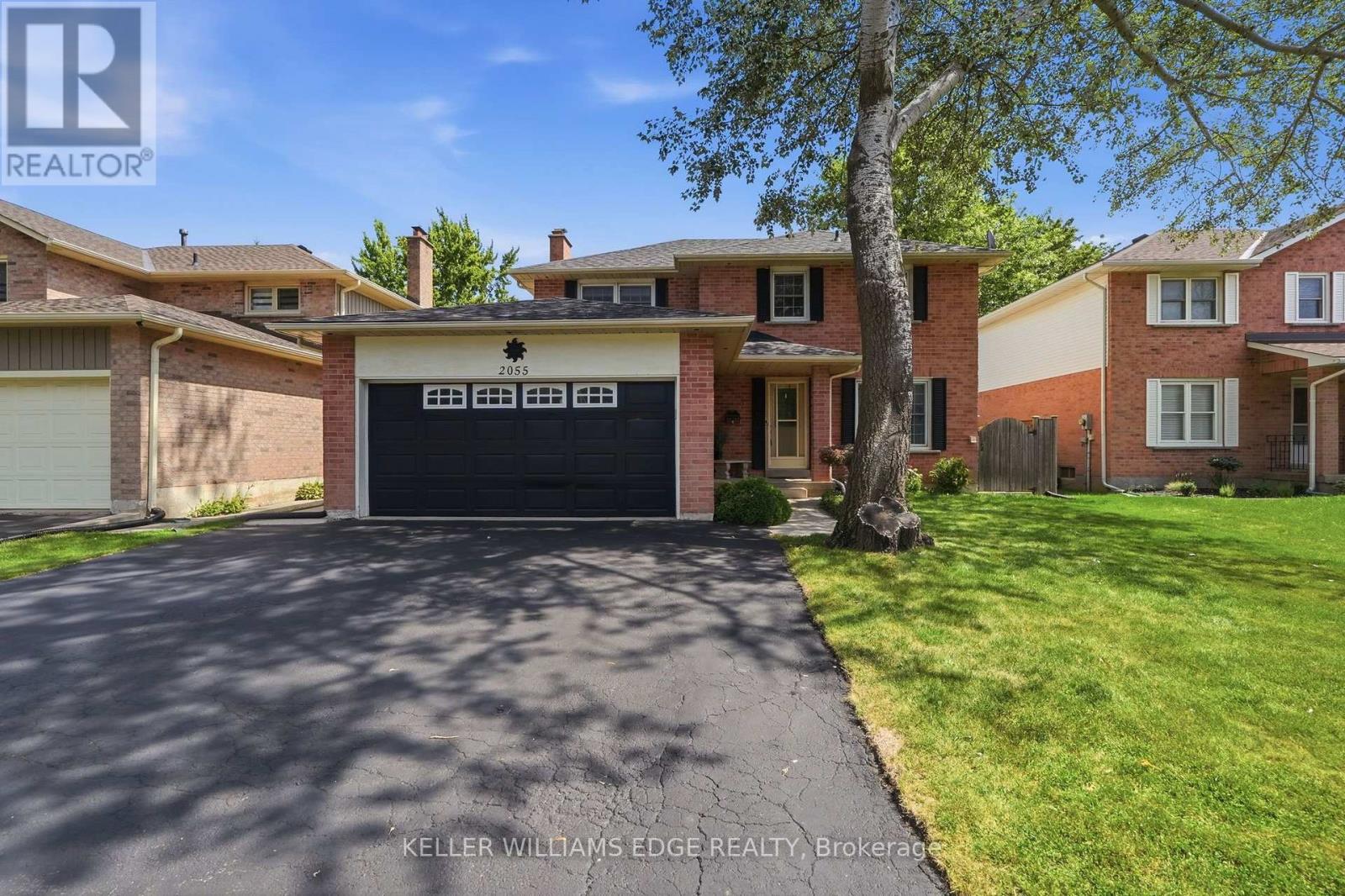 2055 Hunters Wood