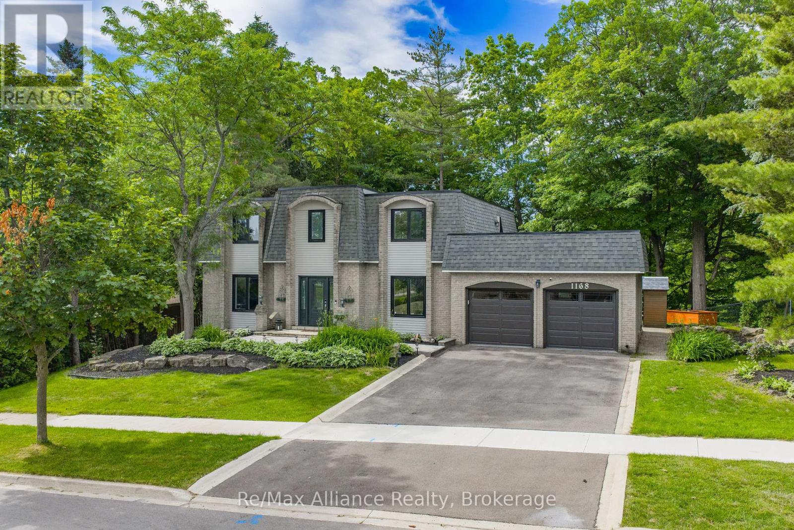 1168 Havendale photo 2