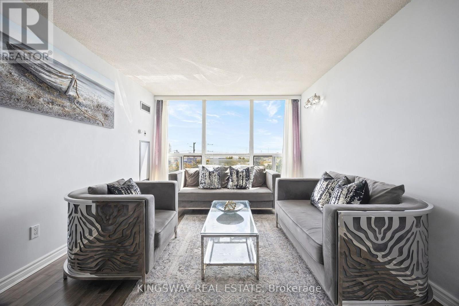 12 Laurelcrest Unit 507