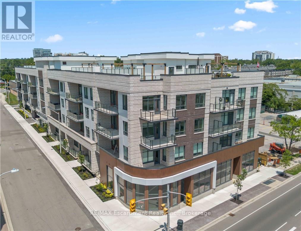 123 MAURICE Unit 105