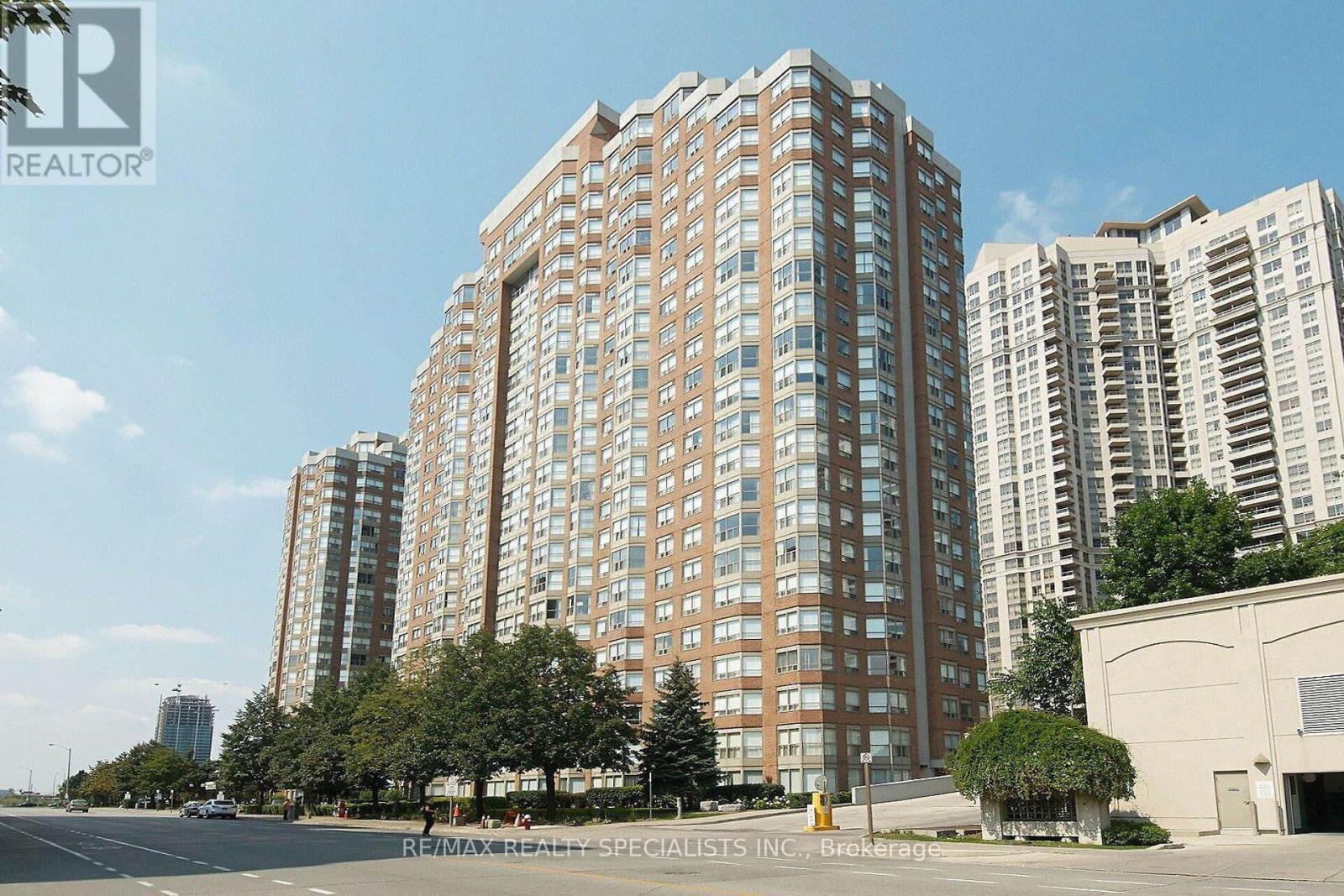 335 Webb Unit 1401