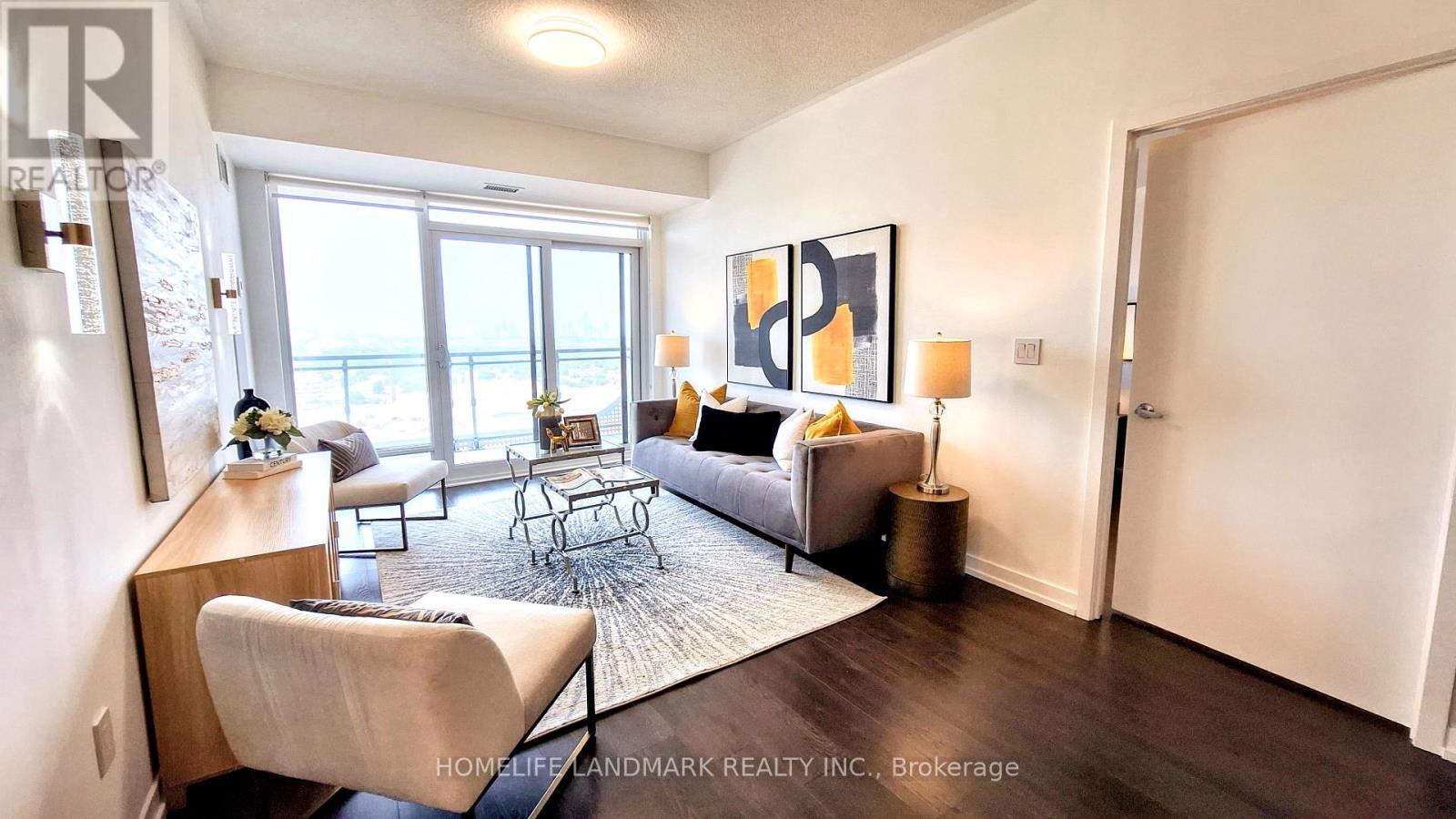 2520 Eglinton Unit 1211 photo 5