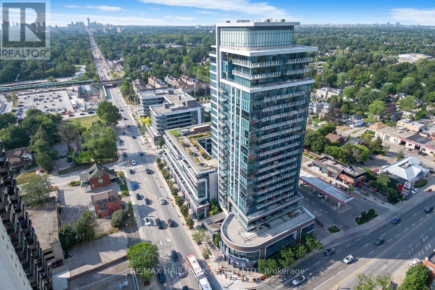 1 Hurontario Unit 601