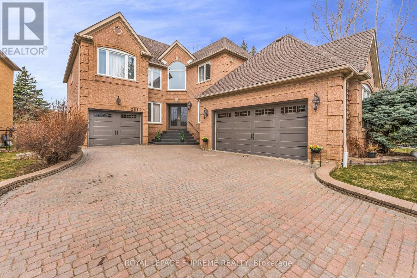 2819 Duncairn