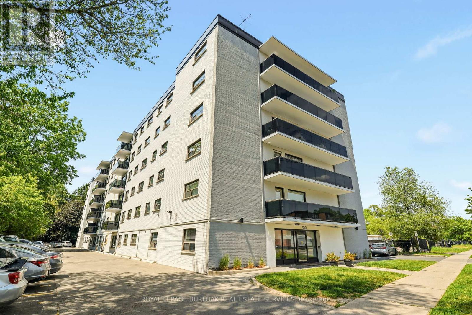 2411 New Unit 201 photo 2