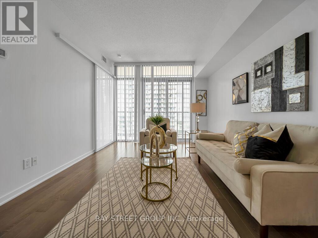 105 The Queensway Unit 1501