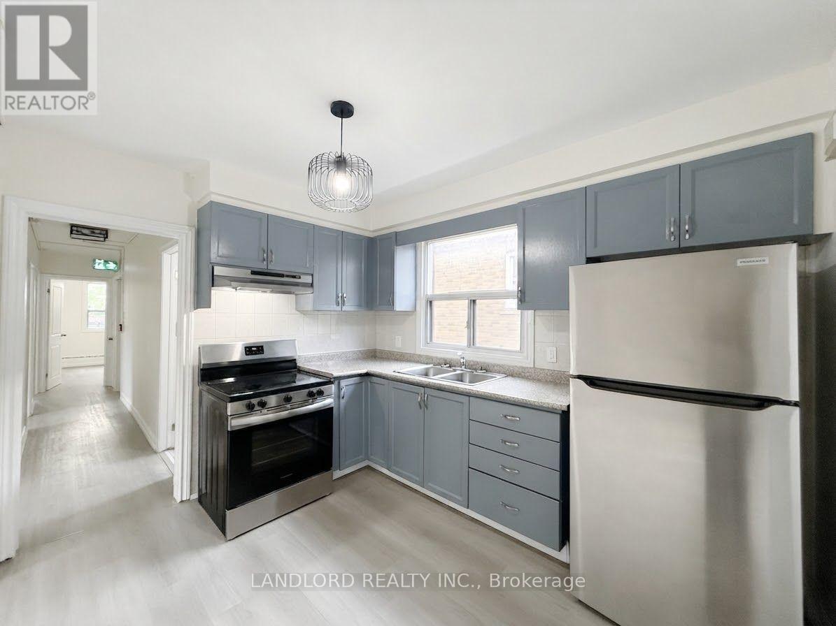 46 Montcalm Unit Main