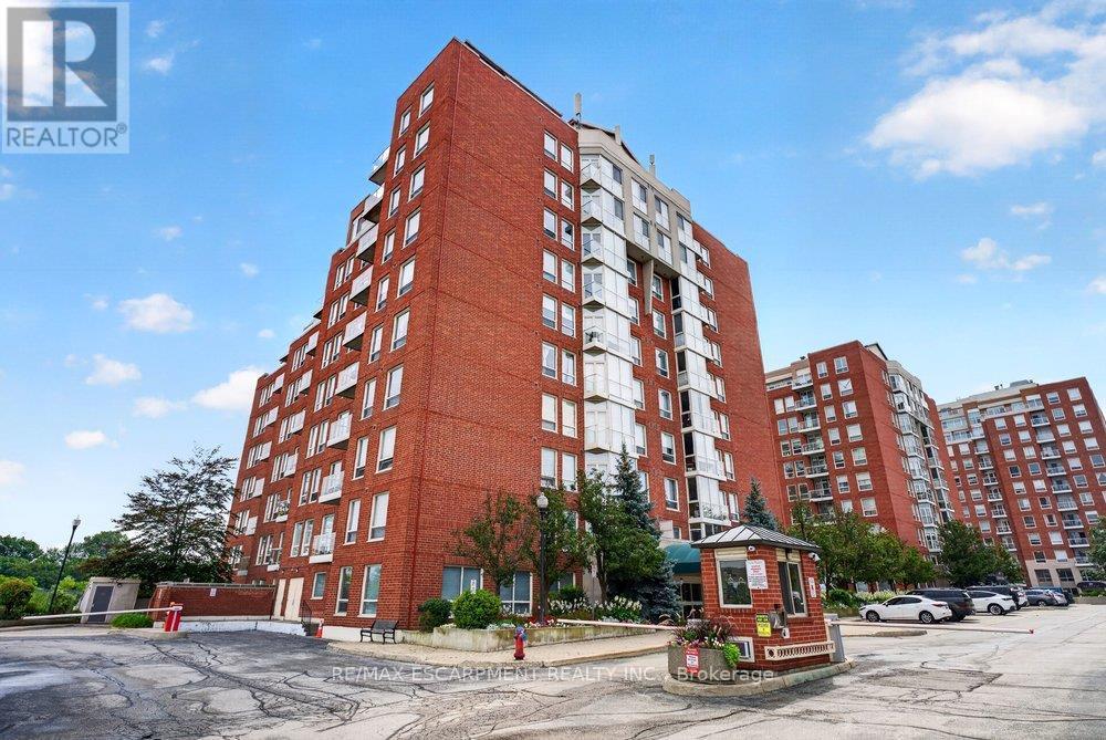 60 OLD MILL Unit 702