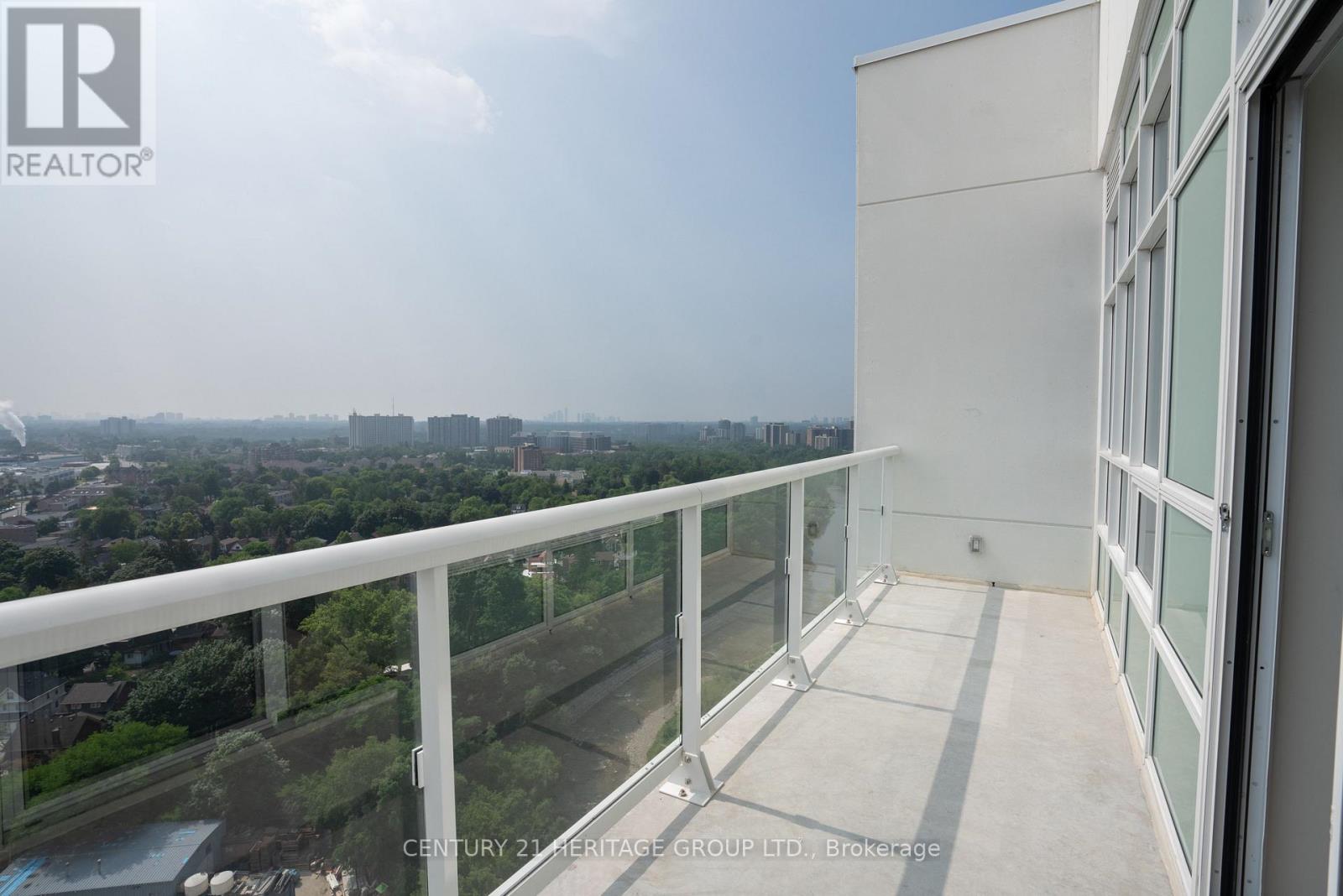 10 Wilby Unit 2202