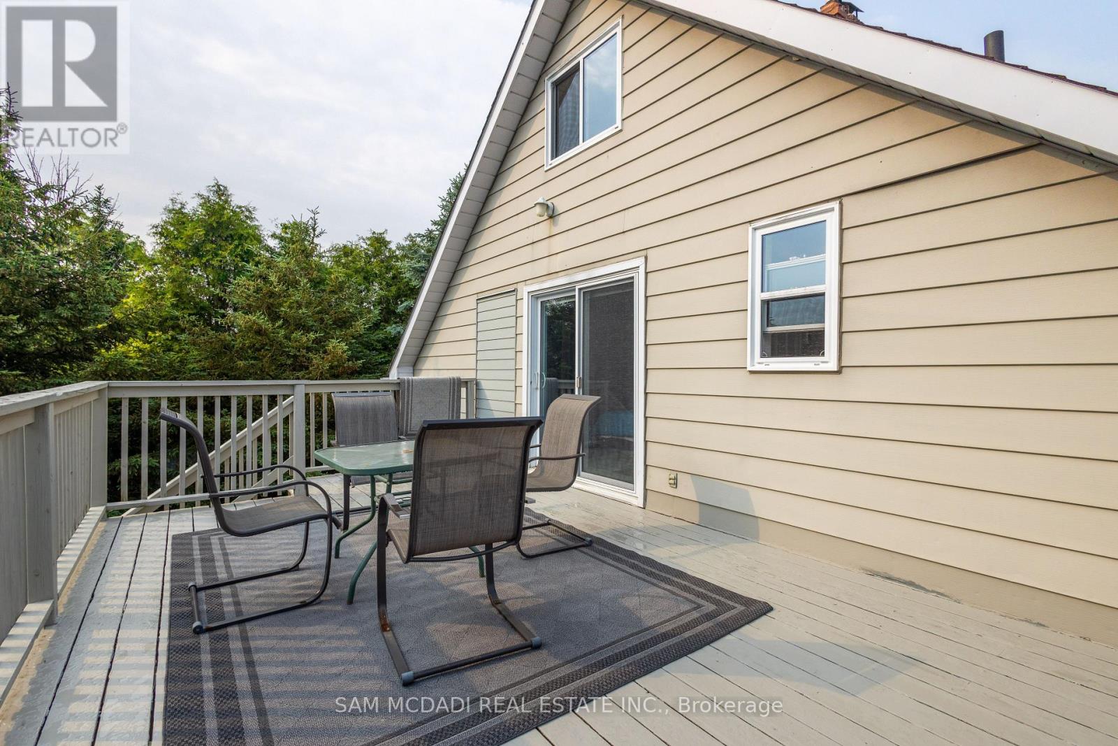 UPPER - 14011 TRAFALGAR ROAD, Halton Hills