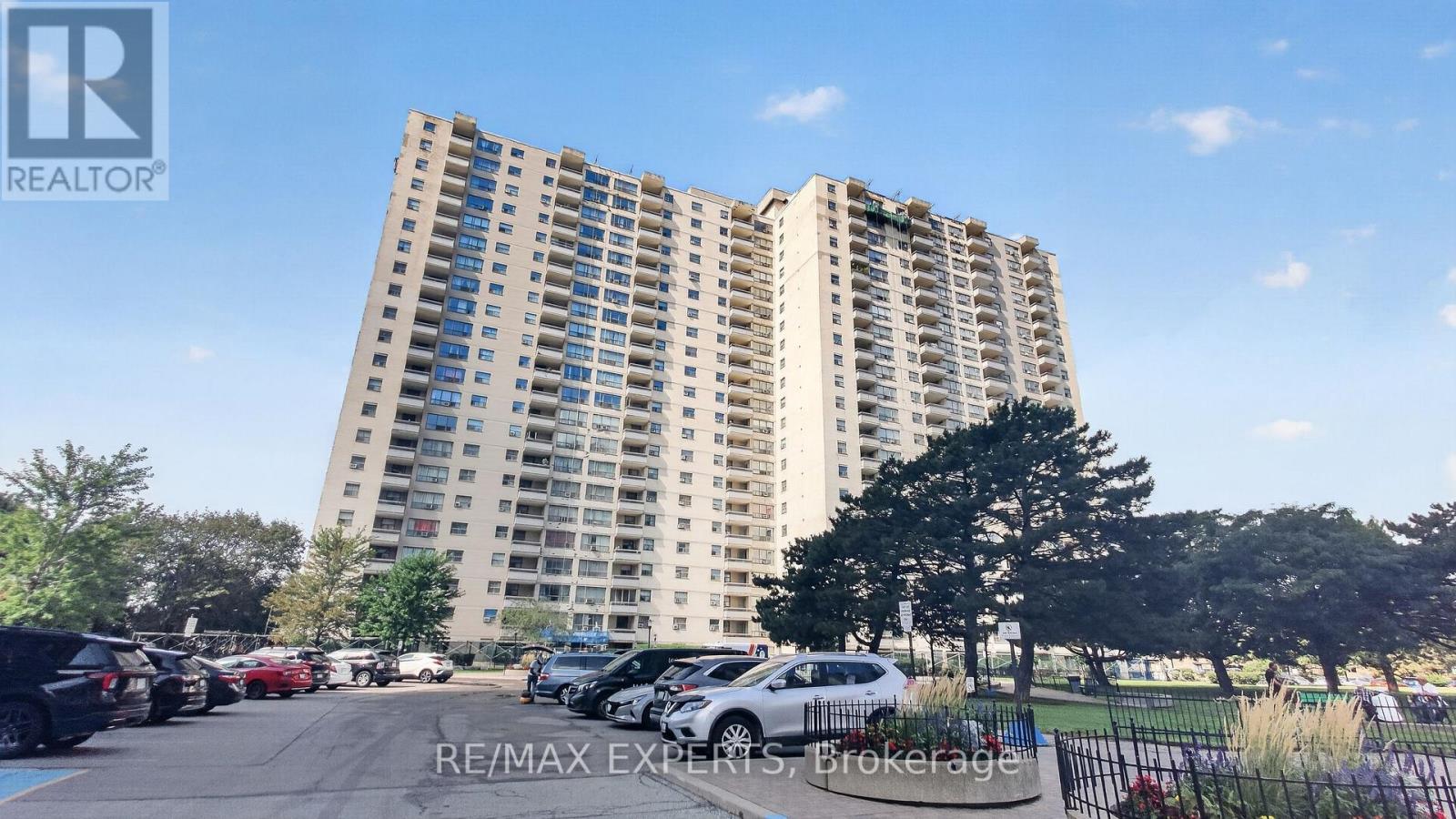 390 Dixon Unit 1703