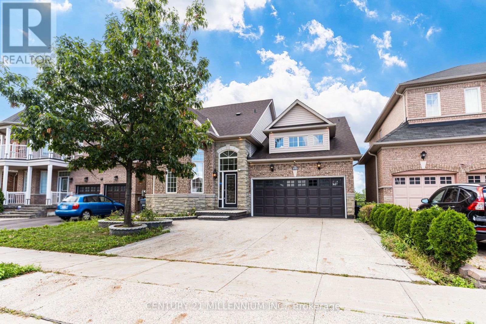 102 Southlake photo 2