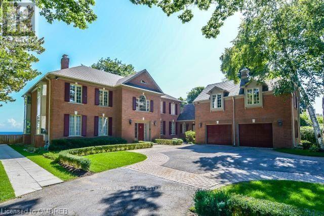 16 Ennisclare Drive W, Oakville, ON L6J 4N2, Oakville