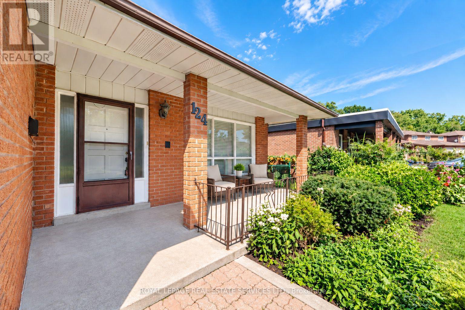 124 Stilecroft photo 4