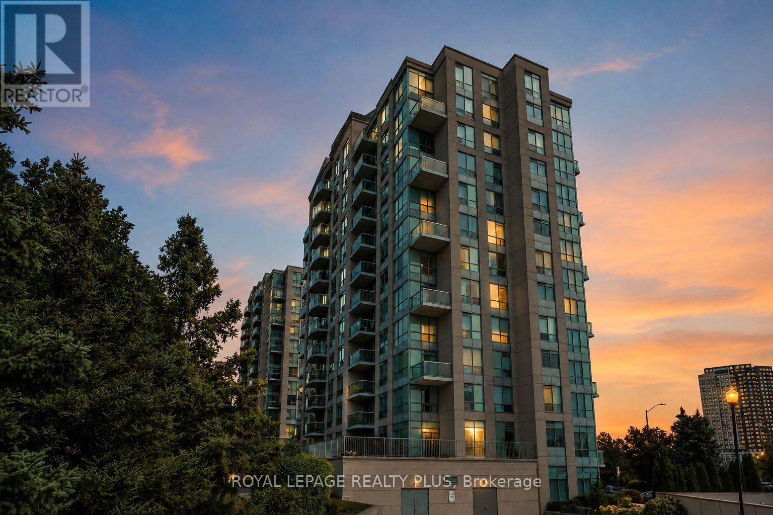 2585 Erin Centre Unit 1101 photo 2