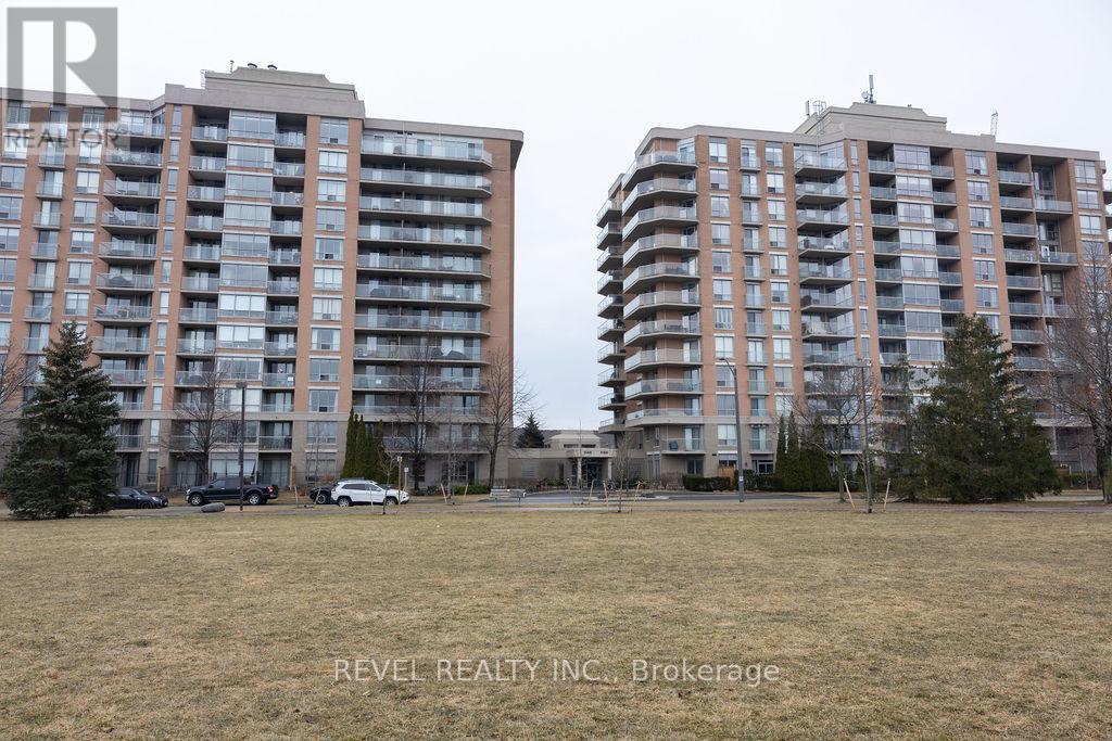 1150 Parkwest Unit 104