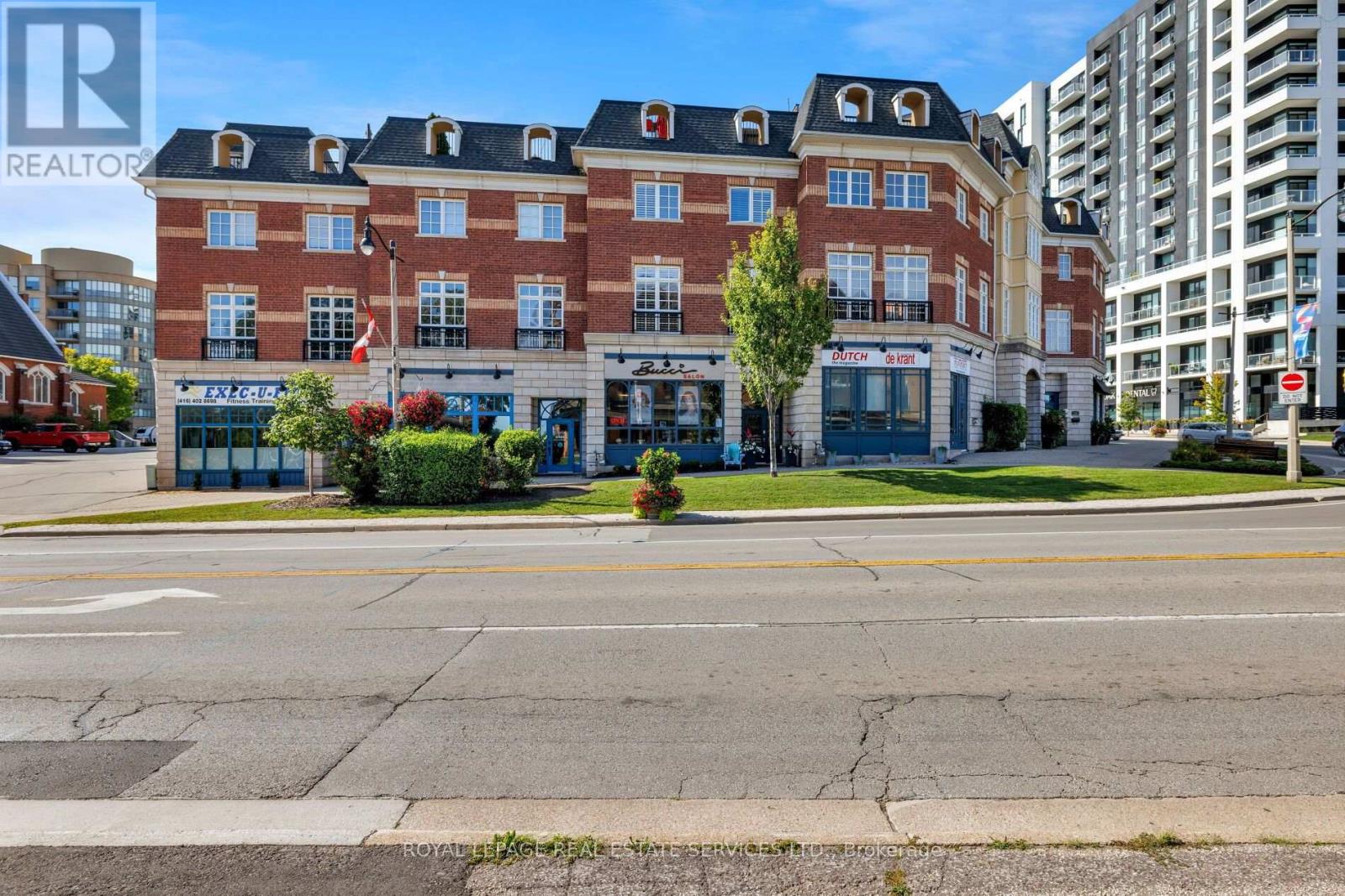 120 Bronte Unit 7 photo 2