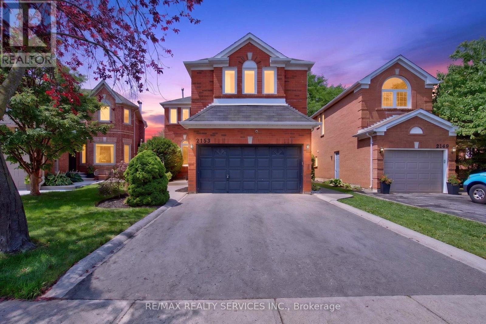 2153 Oak Bliss
