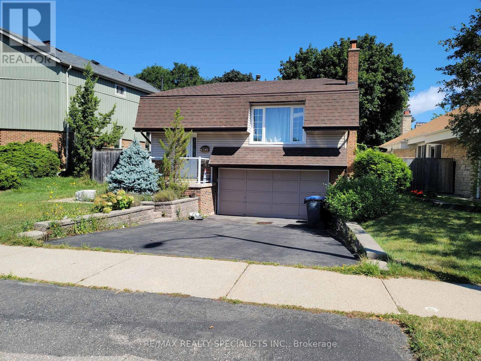 6795 Shelter Bay photo 2