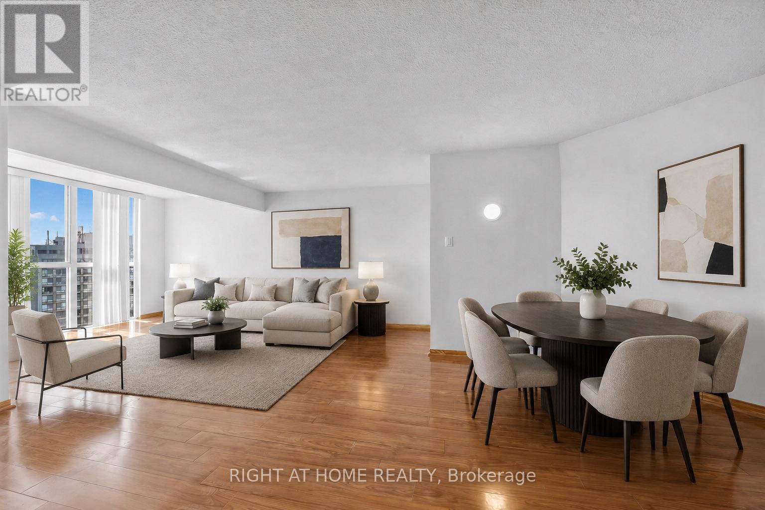 41 Markbrook Unit 1711