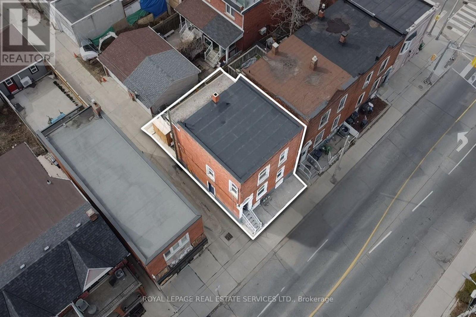 740 Lansdowne