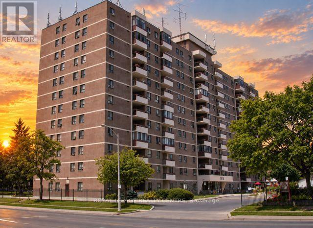 1615 Bloor Unit 504