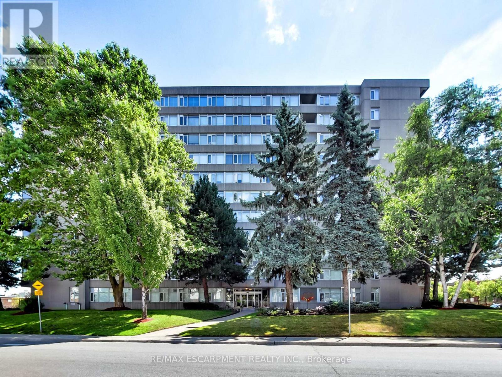 30 Harrisford Unit 405