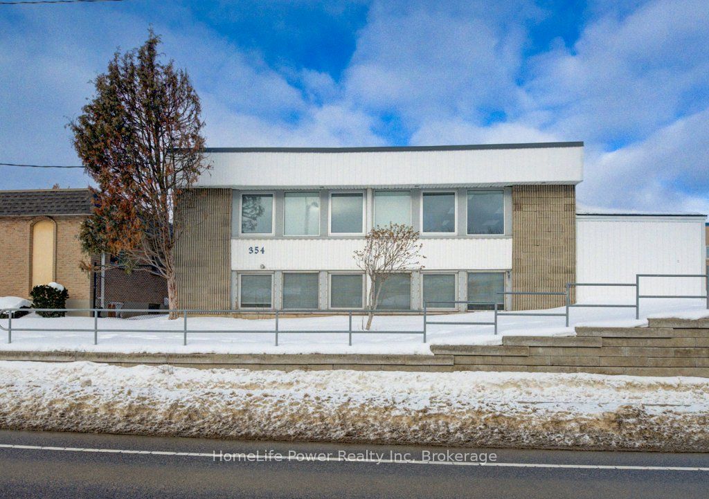 354 Charles Street E, Kitchener, ON N2G 4L5, Kitchener