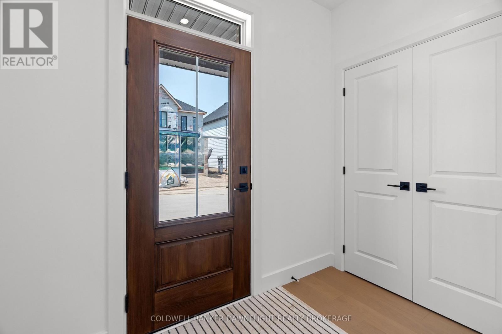 147 Scotts Unit 17 photo 3